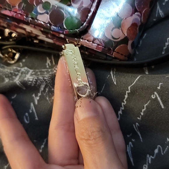 Betsey Johnson crossbody bag Rainbow Xodanie Bow New festive print gold tone - Picture 7 of 7